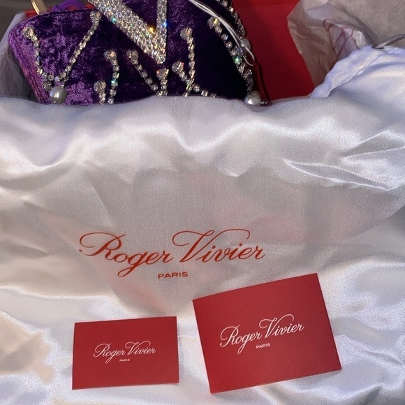 ROGER VIVIER
Cross-body bag Limited Edition super glamorous bag for sale NWT+BOX - Picture 8 of 13